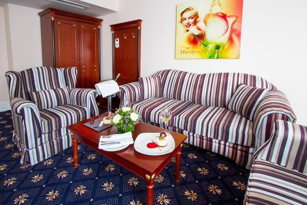 A Hoteli - Hotel Sloboda Шабац Номер фото